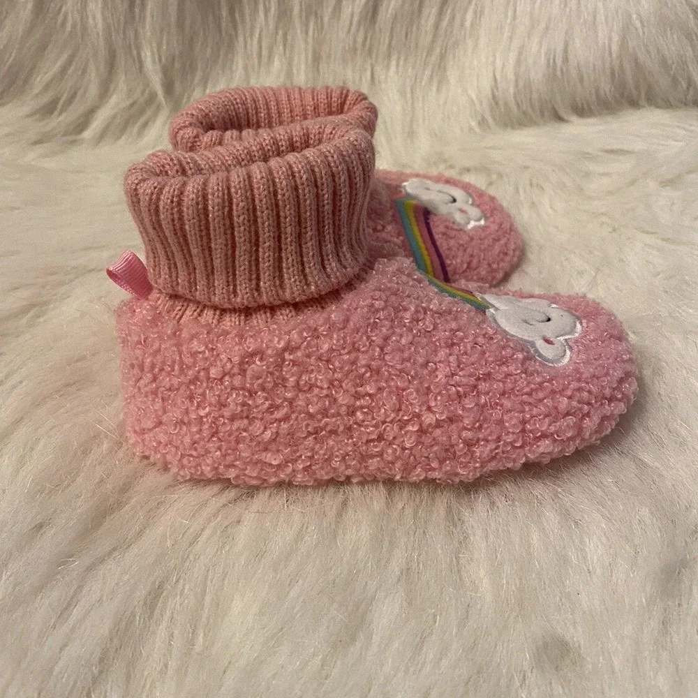 Wonder Nation Slippers Girls Size 6 Pink Fuzzy Rainbow Booties Shoes 18 Months